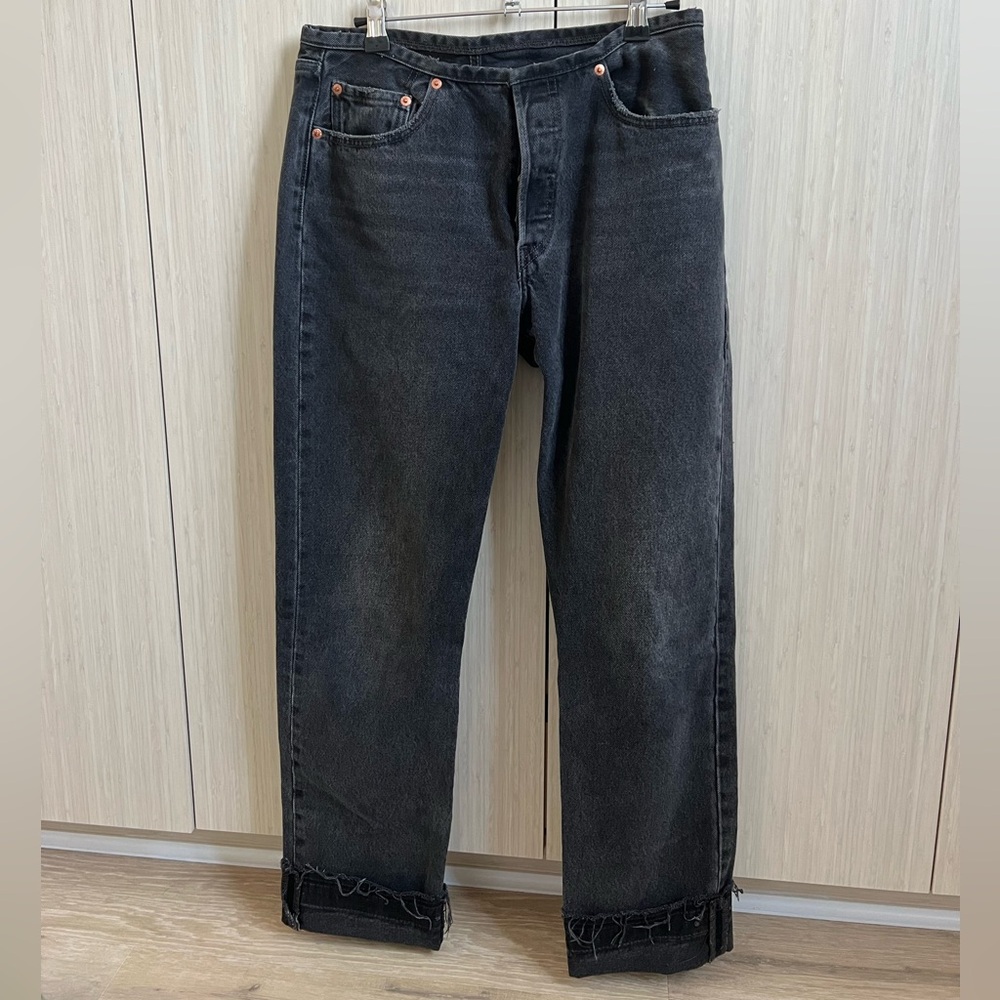 Levi’s low waisted black jeans - never worn